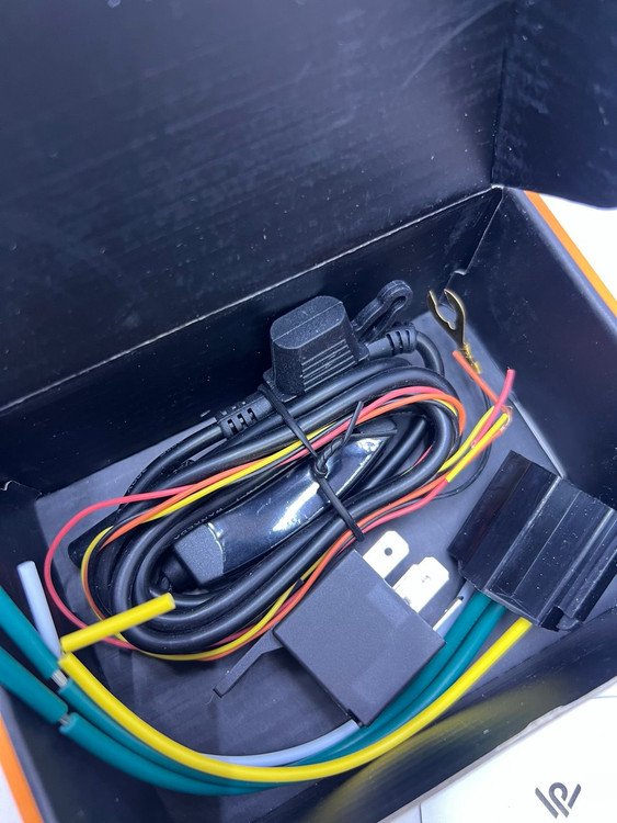 ردیاب وایزر مدل B60