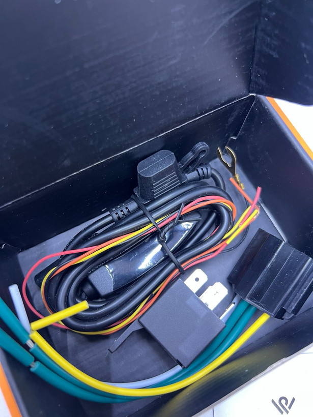 ردیاب وایزر مدل B60