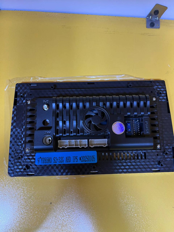 مانیتور اندروید