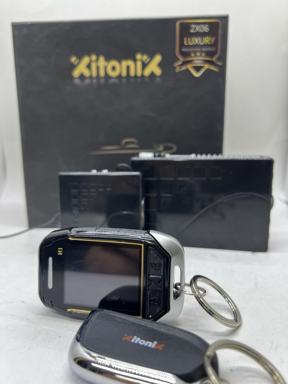 دزدگیر و ردیاب تصویری زیتونیکس مدل +ZX06 (لاکچری)