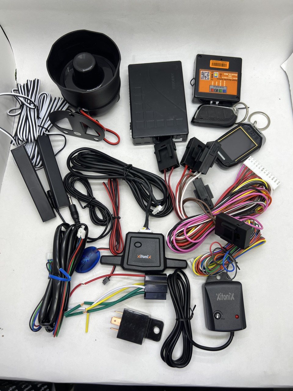 دزدگیر و ردیاب تصویری زیتونیکس مدل +ZX06 (لاکچری)